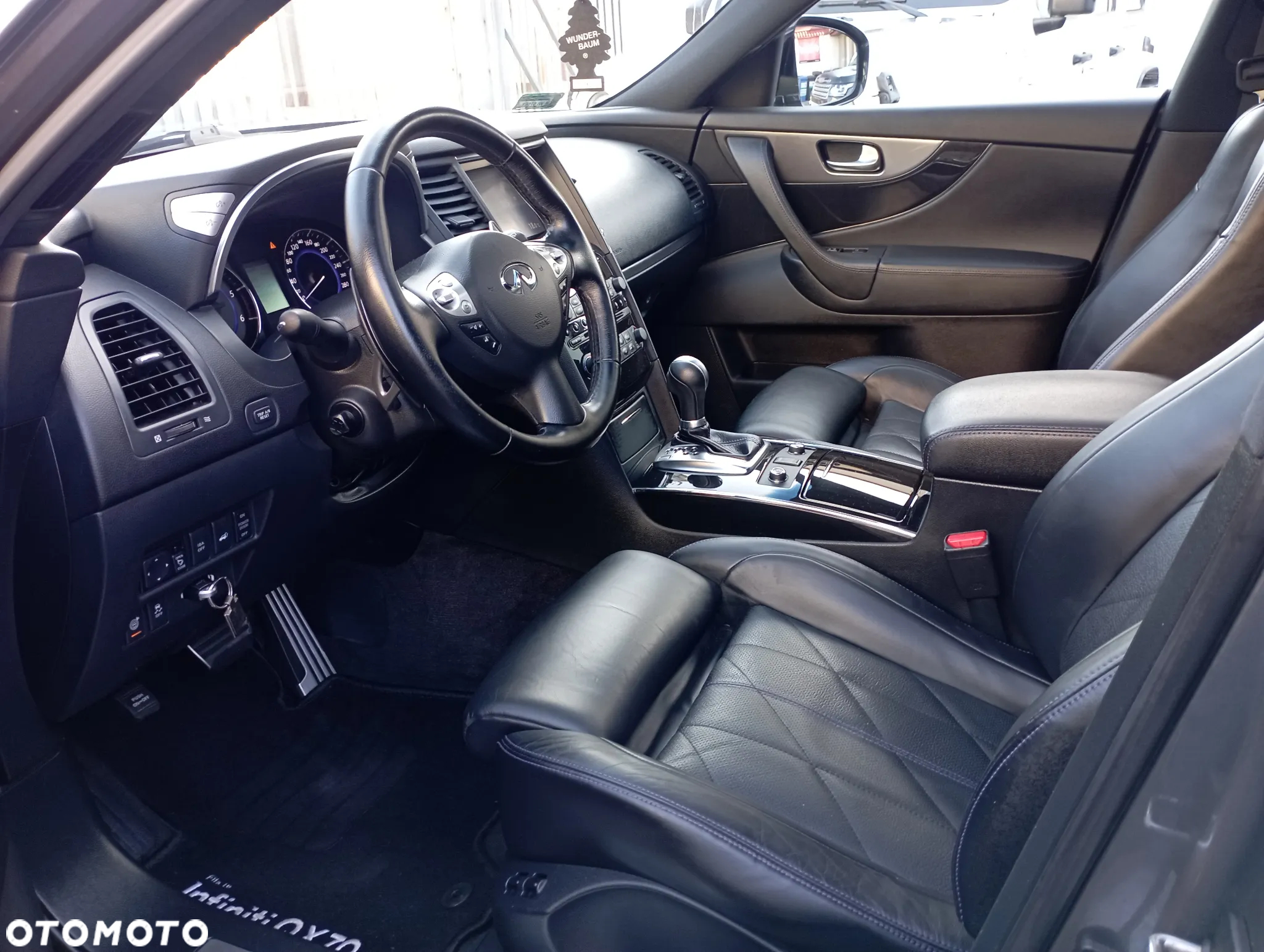 Infiniti Q70 3.0d S Premium - 7