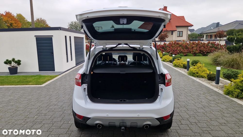 Ford Kuga 2.0 TDCi 2x4 Titanium - 27