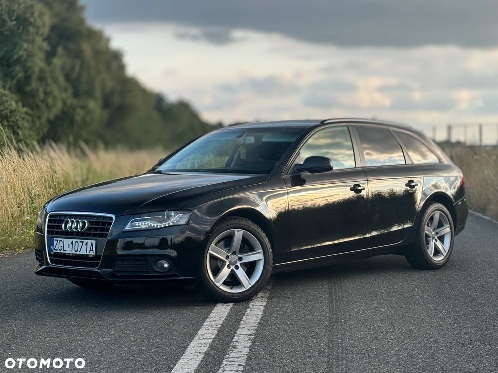 Audi A4 Avant - 1