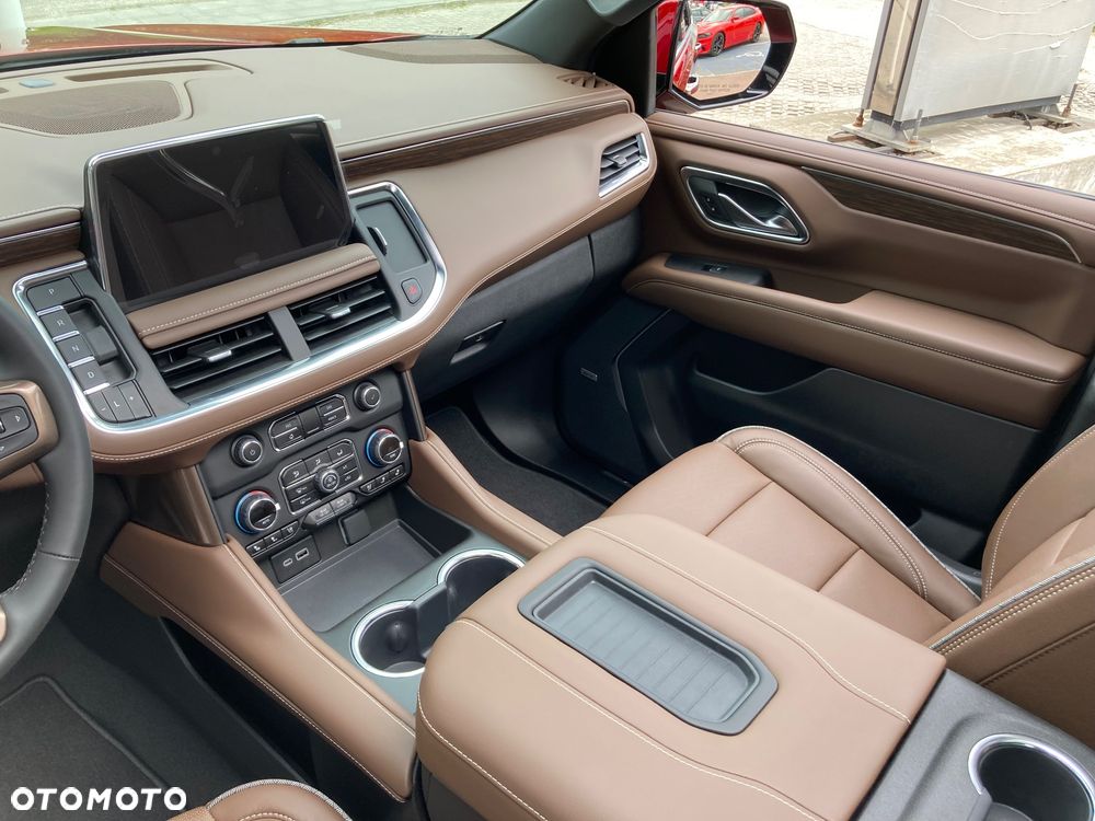 Chevrolet Suburban - 40