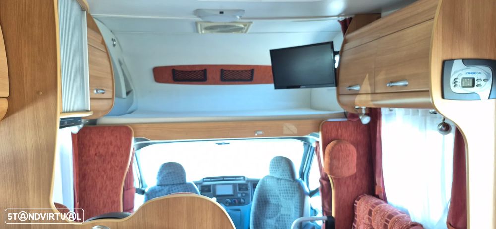 Chausson Trigano FORD TRANSIT 2.4 TDCI - 6 DORMIDAS - 5 LUGARES - 26