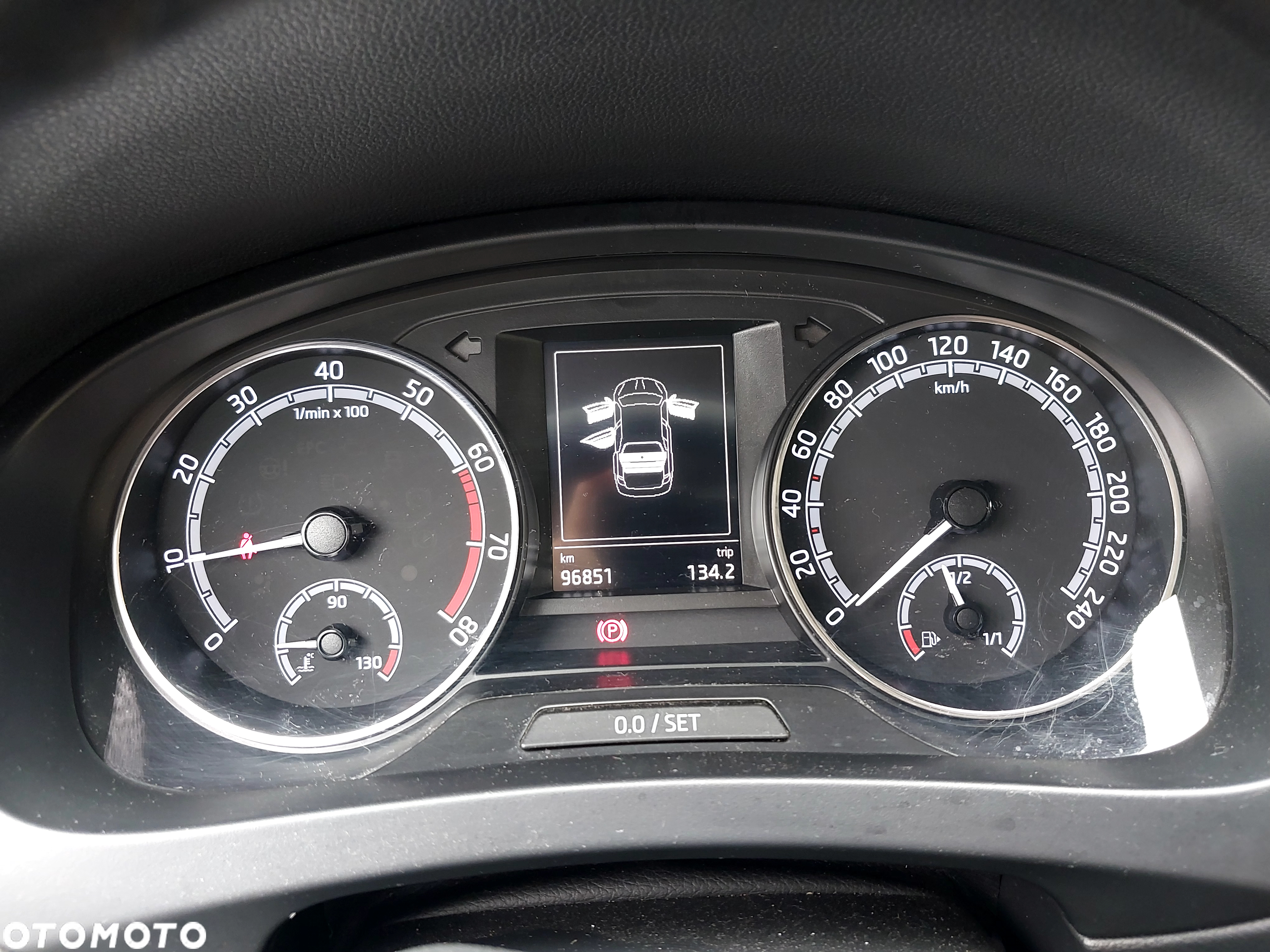 Skoda RAPID 1.0 TSI Style - 8