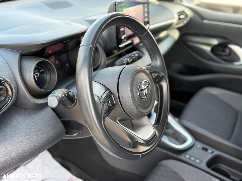 Toyota Yaris - 5