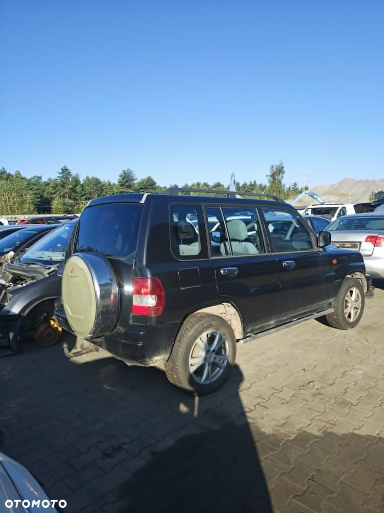 Mitsubishi Pajero Pinin - 3