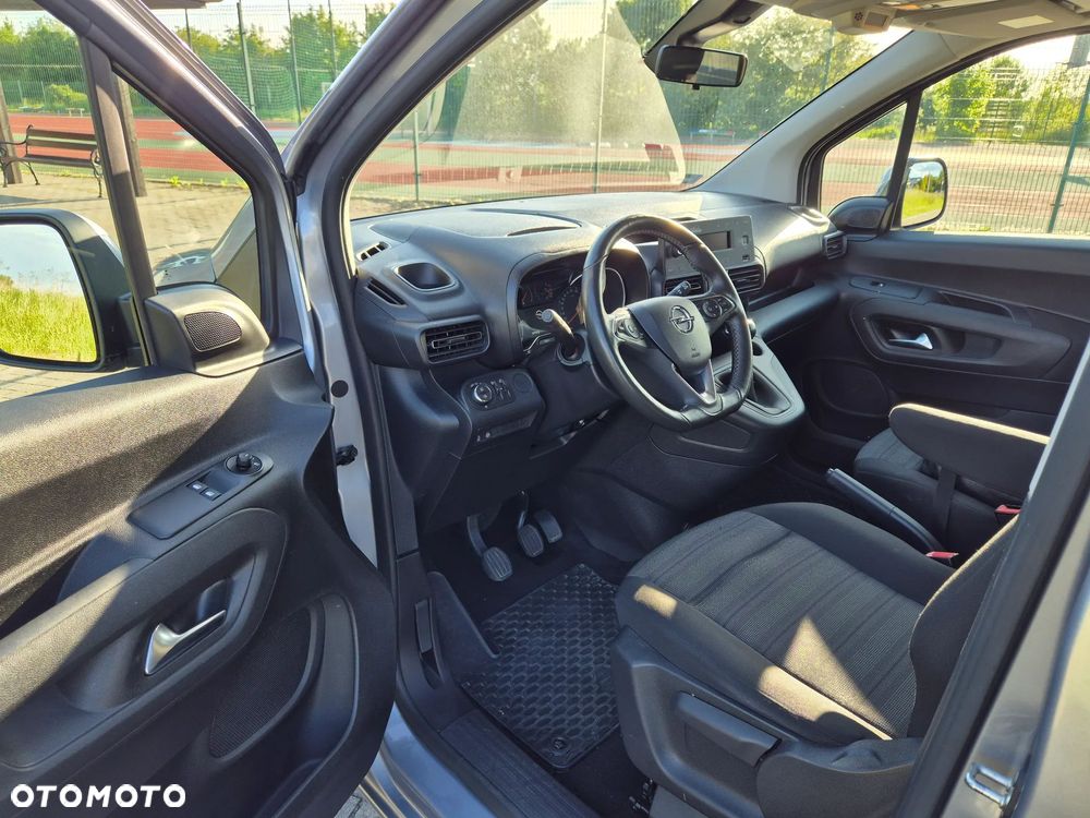 Opel Combo 1.2 Turbo Enjoy S&S - 3