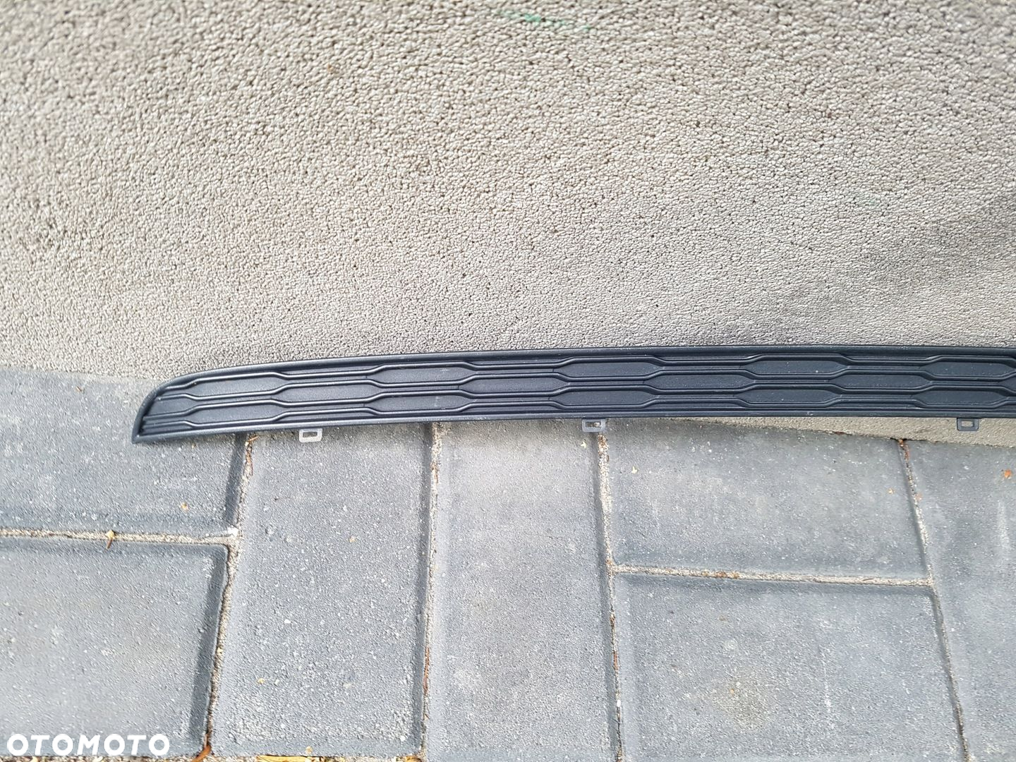 AUDI A8 D5 listwa kratka zderzaka tył środkowa 4N0807881A - 2