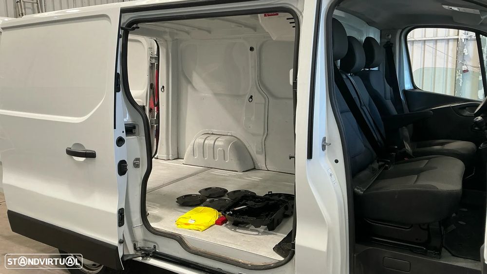 Renault TRAFIC 2.0DCI 3LUG C/MOTOR DE FRIO - 5