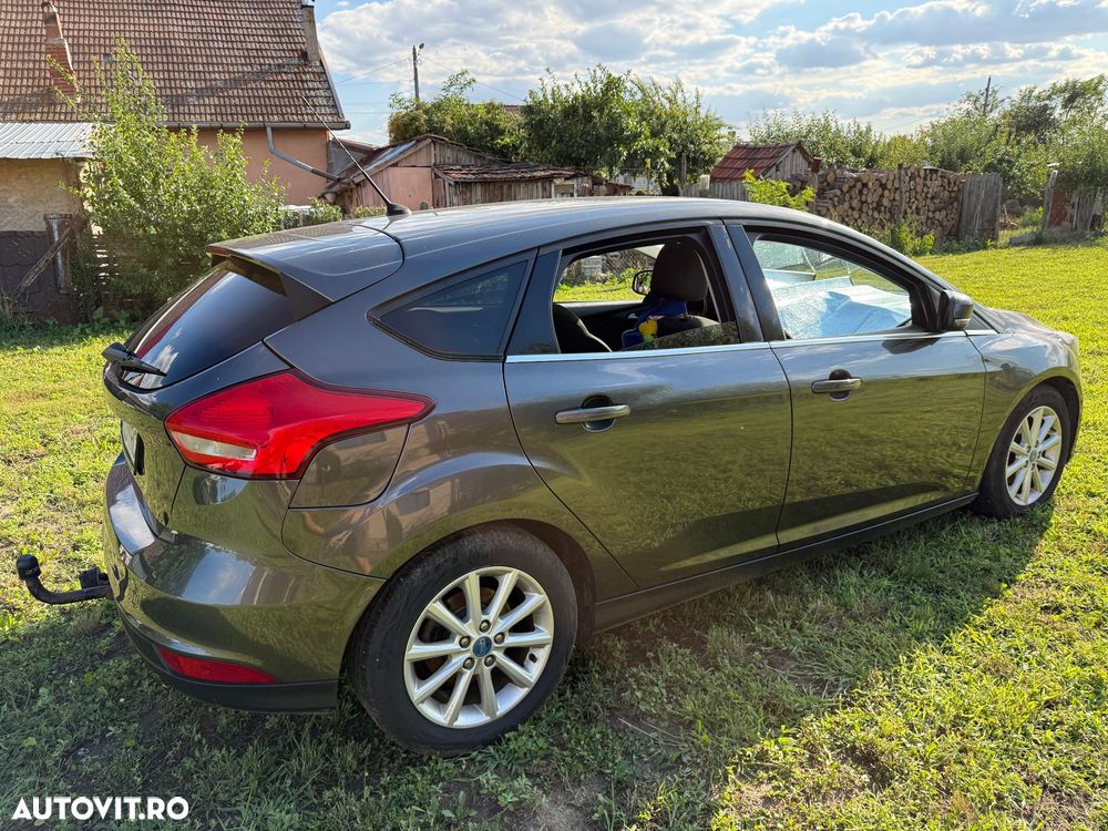 Ford Focus 1.5 TDCi Titanium - 6