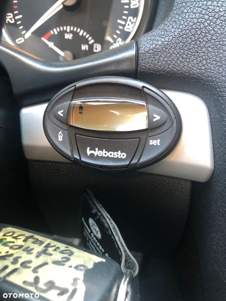 Skoda Octavia 2.0 TDI DPF 4x4 DSG Scout - 40