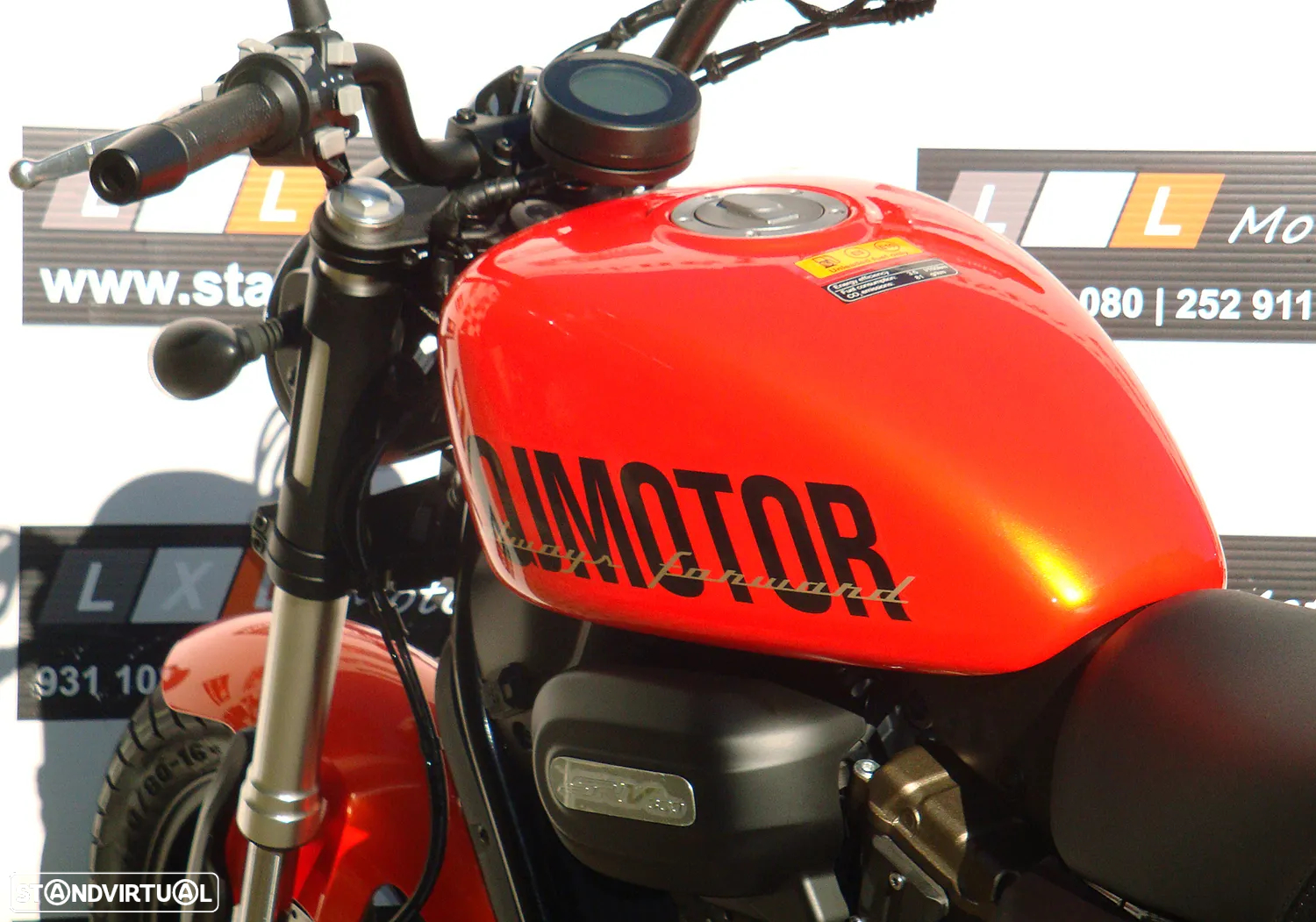 QJ Motor SRV 300 - 11