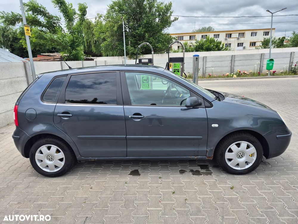 Volkswagen Polo - 4