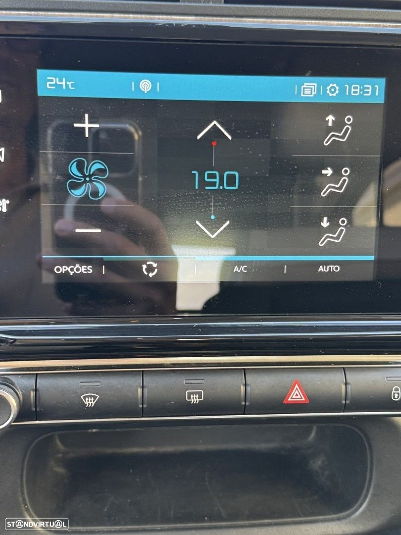 Citroën C3 1.2 PureTech Shine Pack EAT6 - 15