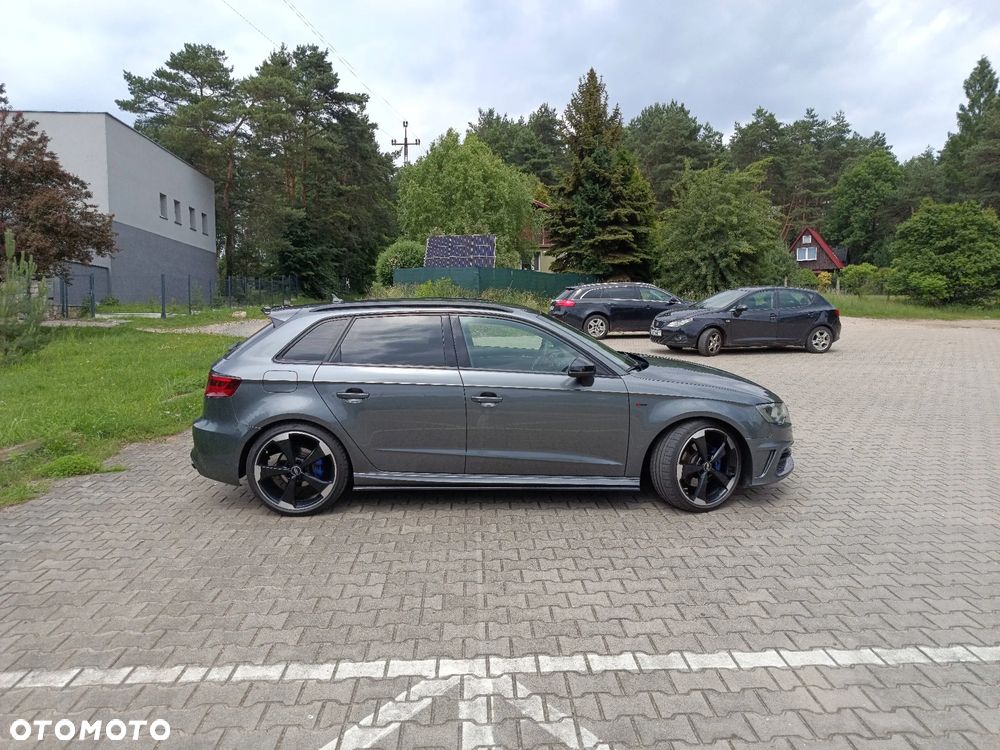 Audi A3 Sportback 2.0 TDI (clean diesel) quattro S tronic S line Sportpaket - 8