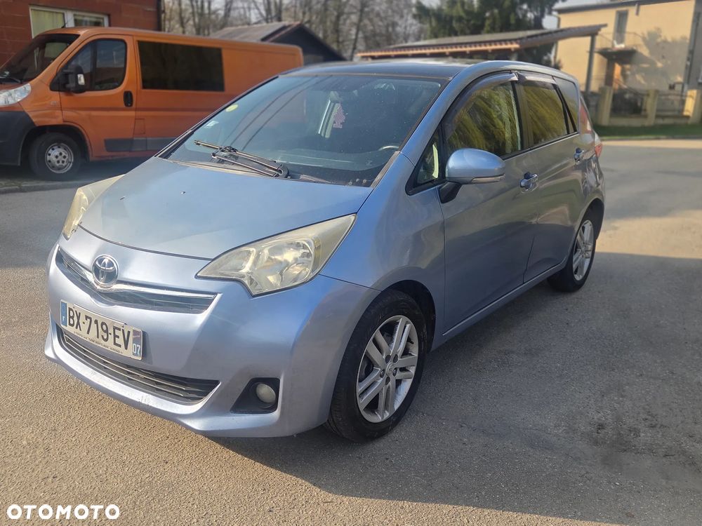 Toyota Yaris Verso 1.4 D-4D Sol - 8