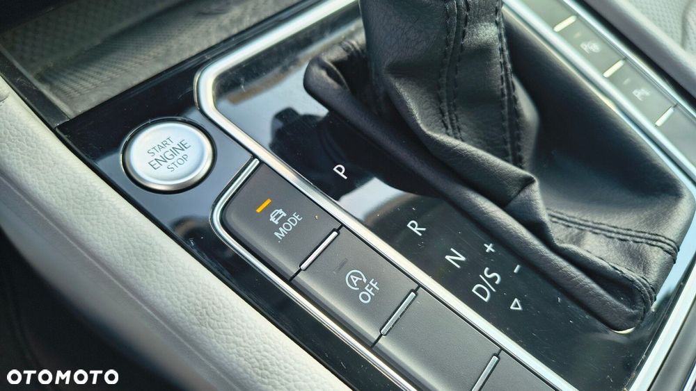 Volkswagen Passat - 38