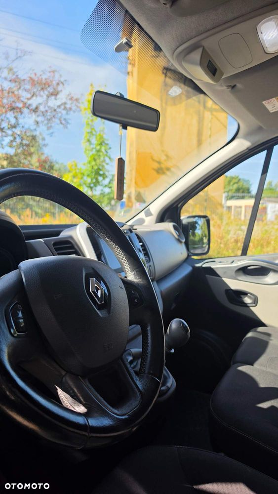 Renault Trafic Grand 1.6 dCi - 13