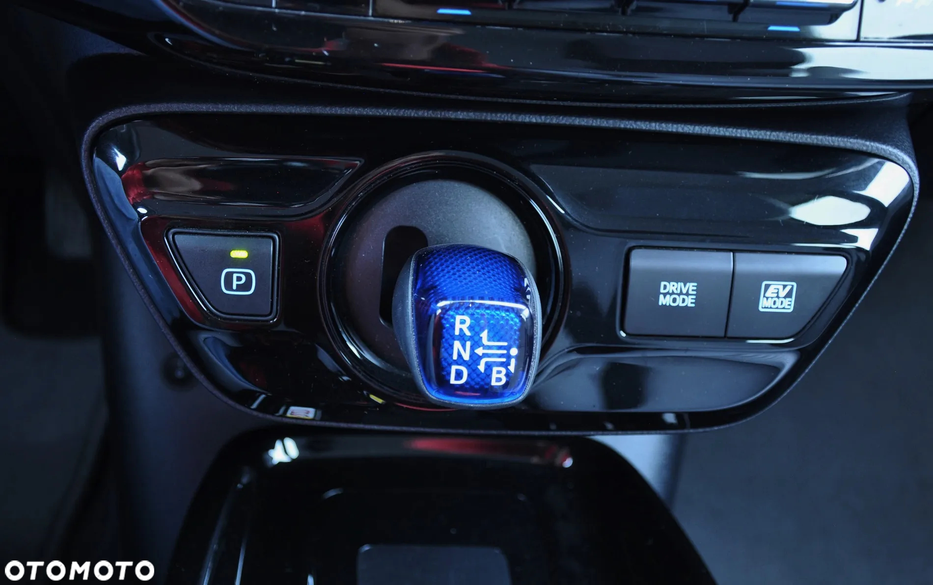 Toyota Prius 1.8 Hybrid Comfort - 18