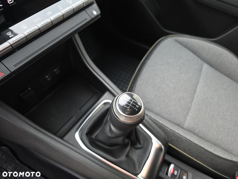 Renault Captur 1.0 TCe Techno - 16