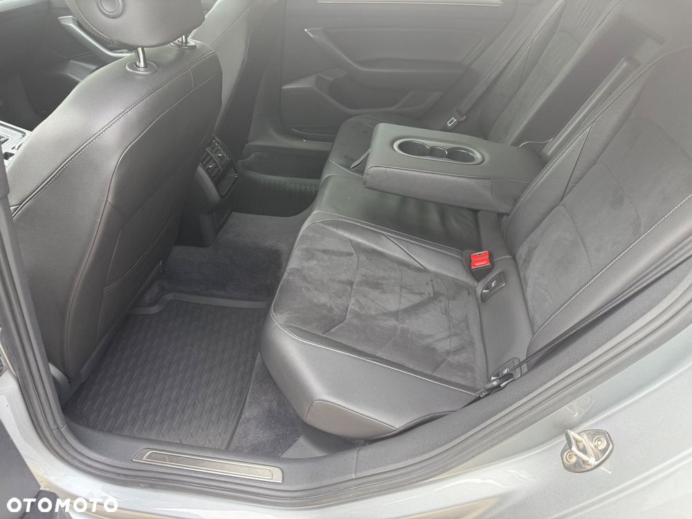 Volkswagen Arteon 2.0 TDI Bi-Turbo SCR 4Mot R-Line Edition DSG - 9