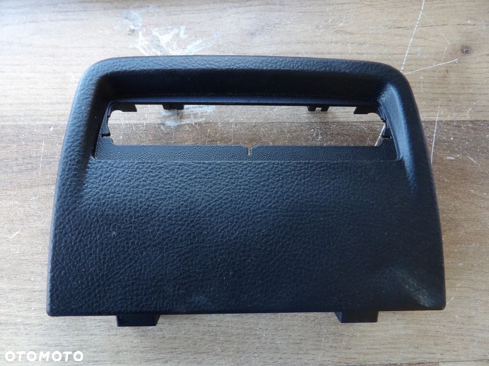 BMW - F34 - OSŁONA PANELU ASYSTENTA - 9218533 - 1
