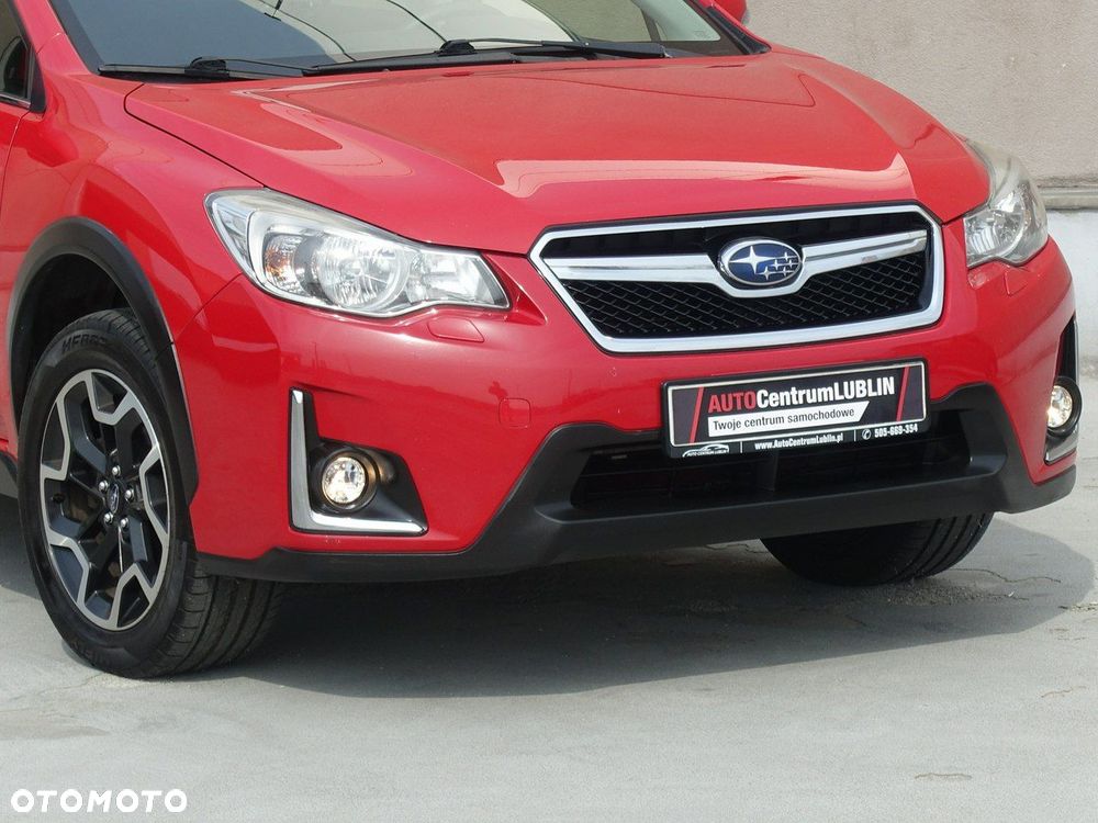 Subaru XV 2.0i Lineartronic Edition Pure Red - 3