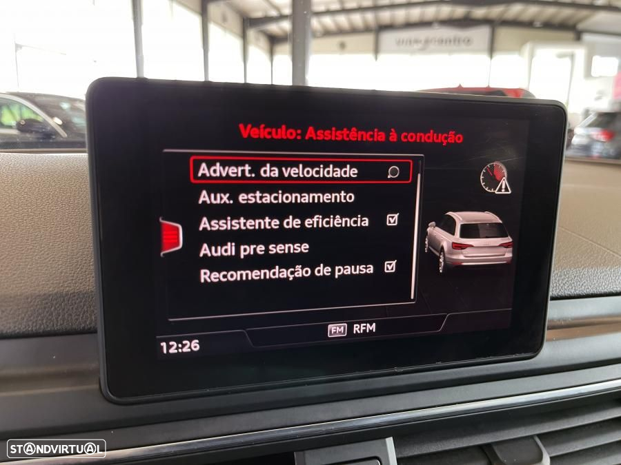 Audi A4 Avant 2.0 TDI Advance - 18