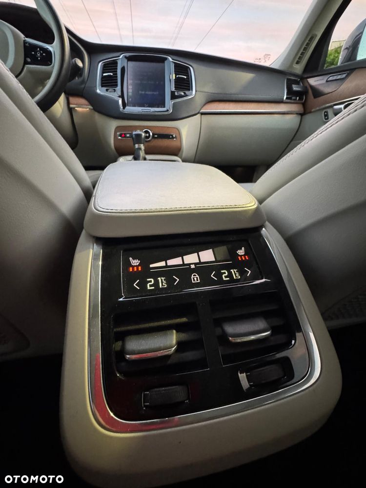 Volvo XC 90 T6 AWD Inscription 7os - 19