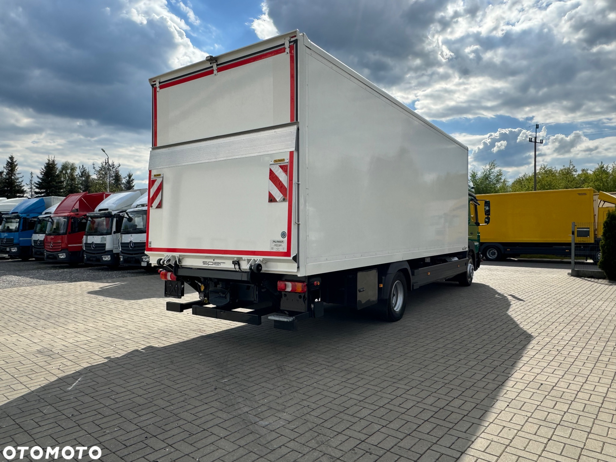 Mercedes-Benz ATEGO 1230 KONTENER 7.50m WINDA - 10
