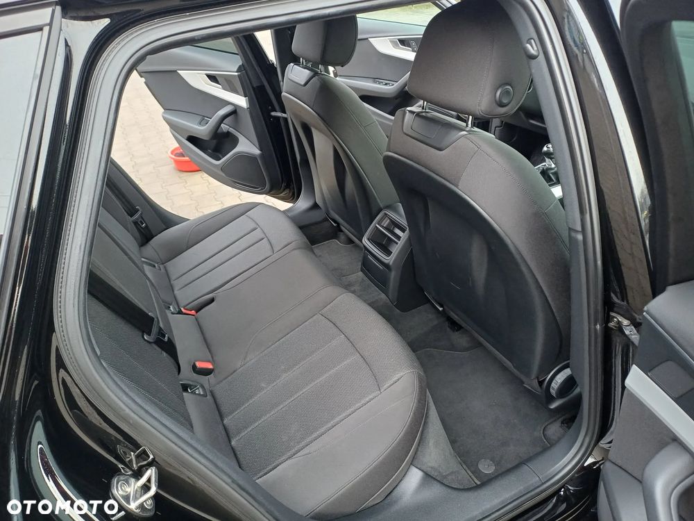 Audi A4 Avant 2.0 TDI - 18