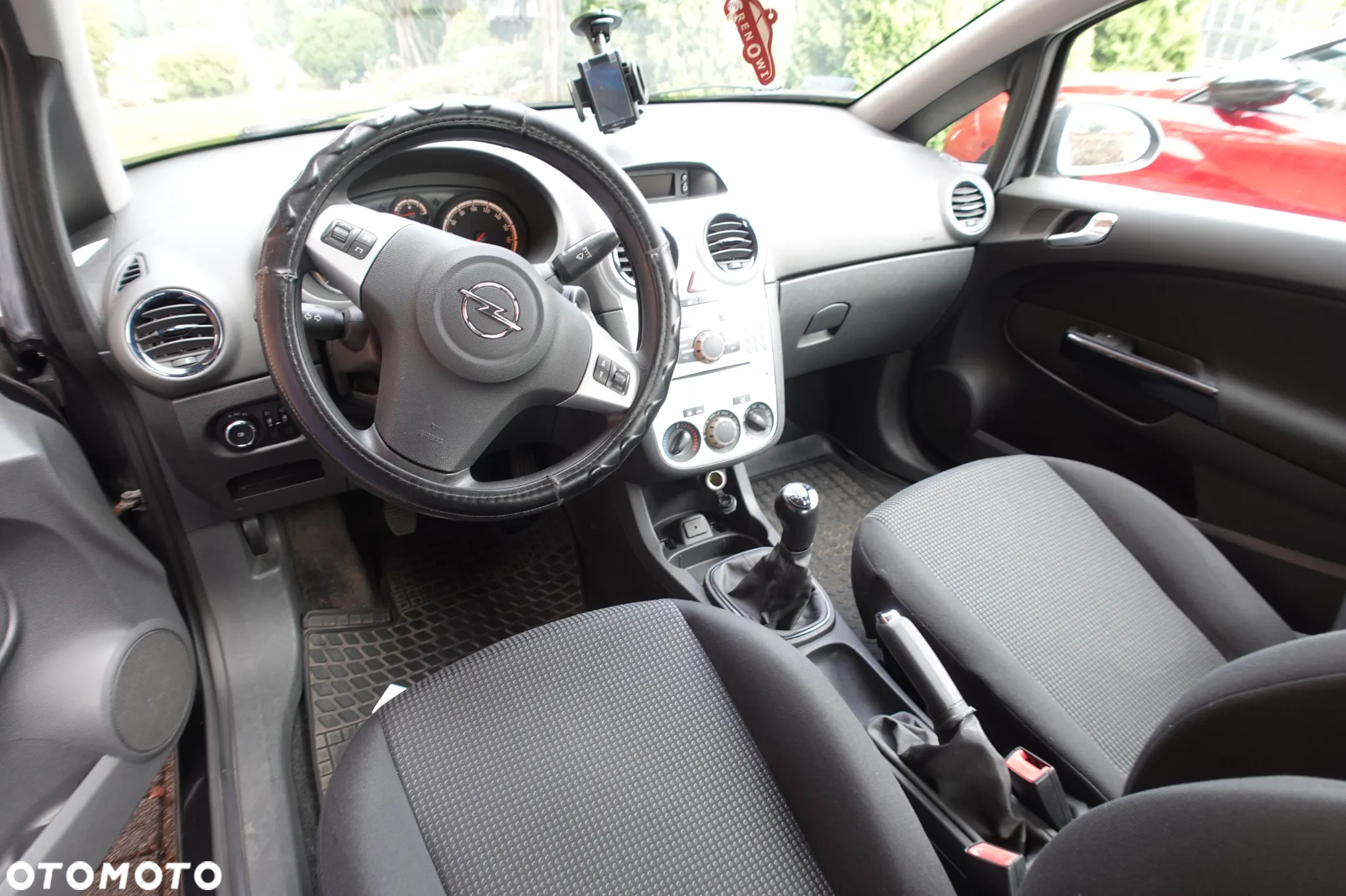 Opel Corsa - 8