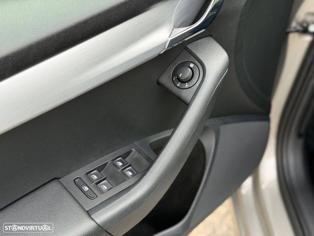 Skoda Octavia 1.6 TDI Ambition - 29