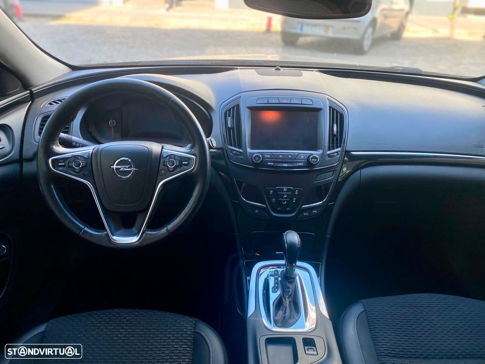 Opel Insignia Sports Tourer - 14