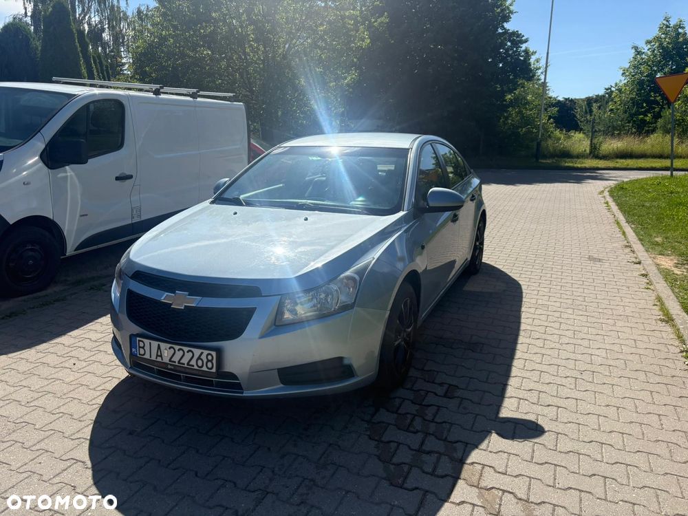 Chevrolet Cruze - 1
