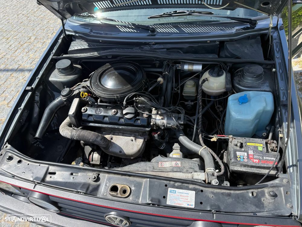 VW Golf 1.3 GL - 26