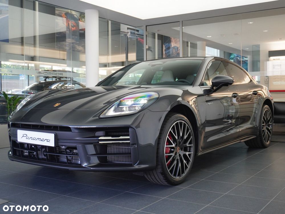 Porsche Panamera 4S E-Hybrid PHEV - 5