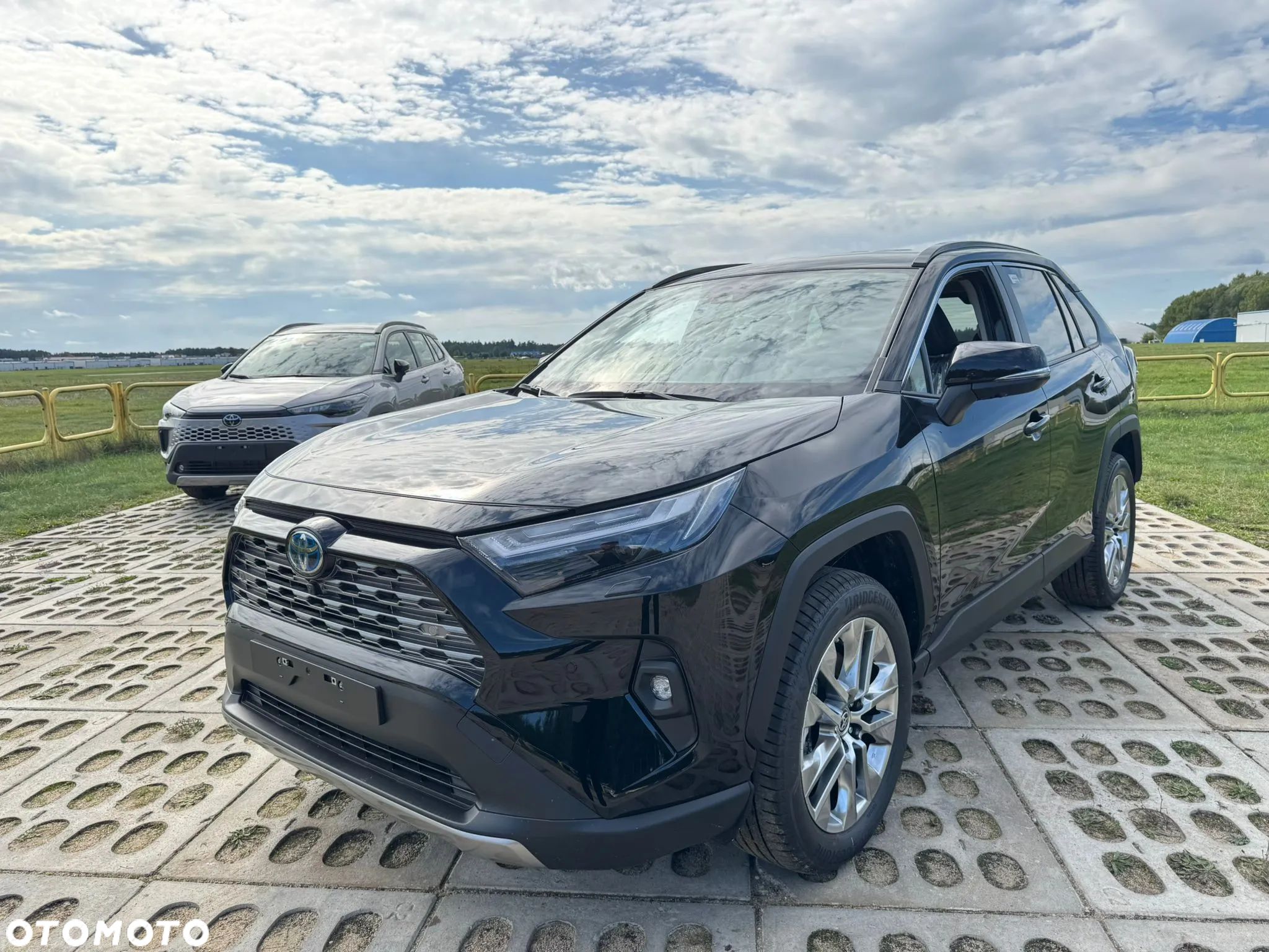 Toyota RAV4 2.5 Hybrid Executive 4x4 - 1