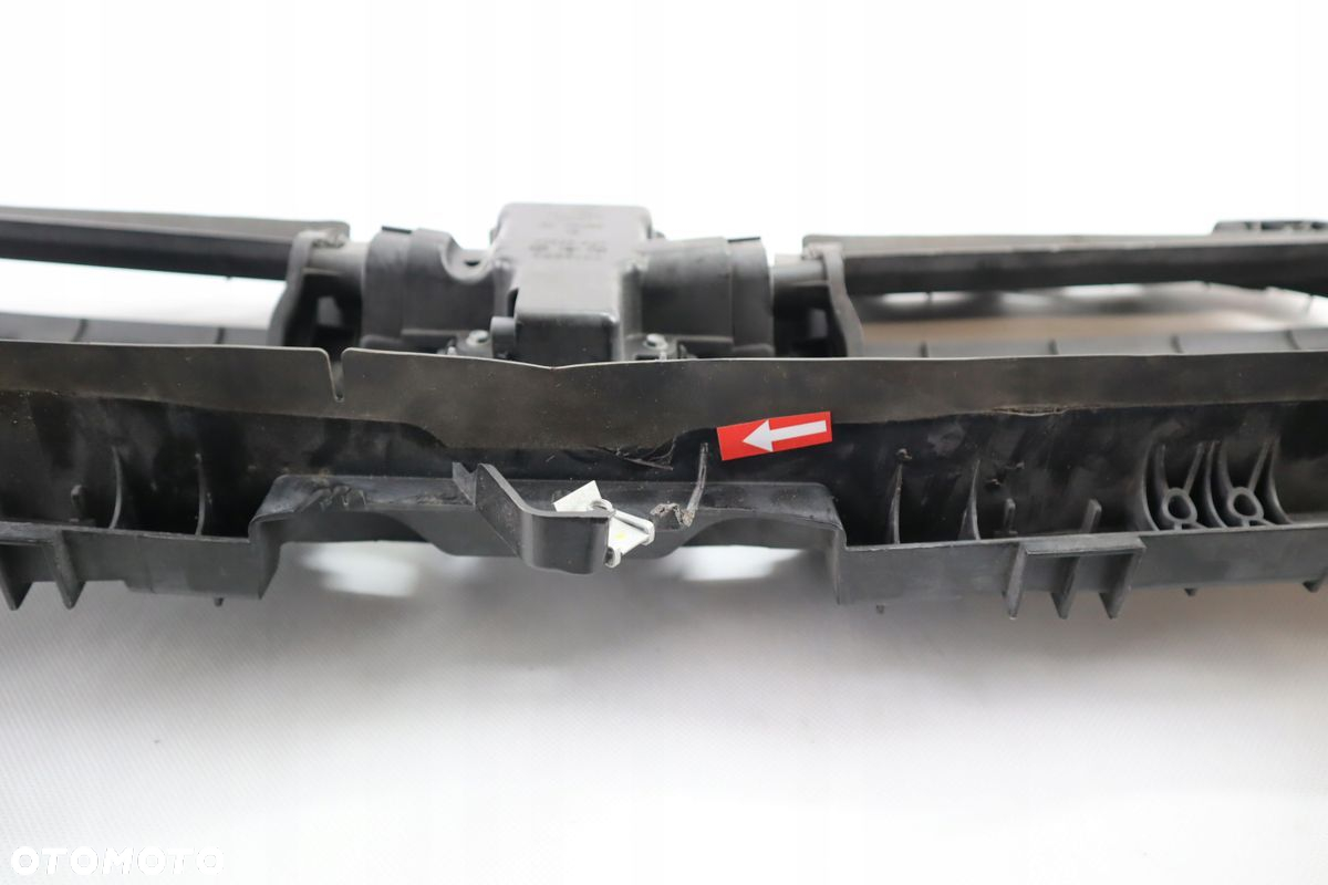 GRILL ATRAPA ROLETA ŻALUZJA SILNICZEK WLOT BMW 2 U06 ACTIVE TOURER 5A1DA43 - 7