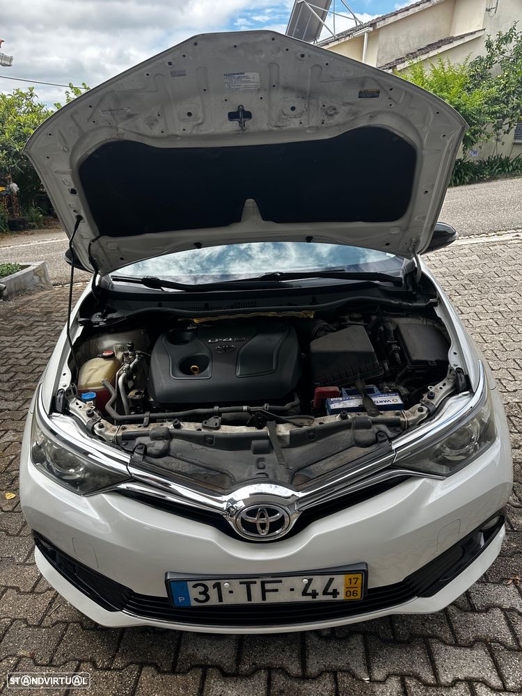Toyota Auris 1.4 D-4D Comfort+Pack Techno - 14