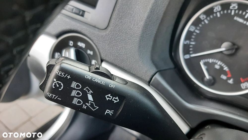 Skoda Octavia 2.0 TDI Ambition - 11