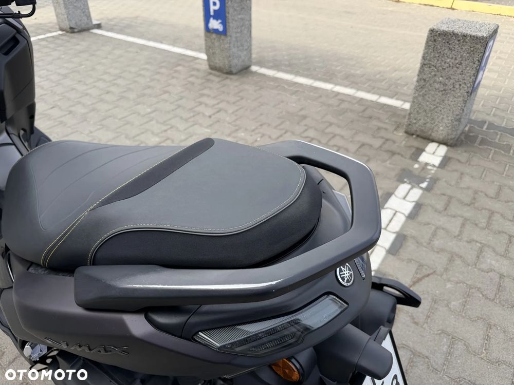Yamaha NMAX - 5