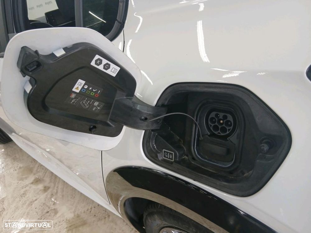 Peugeot e-208 50 kWh Active Pack - 9