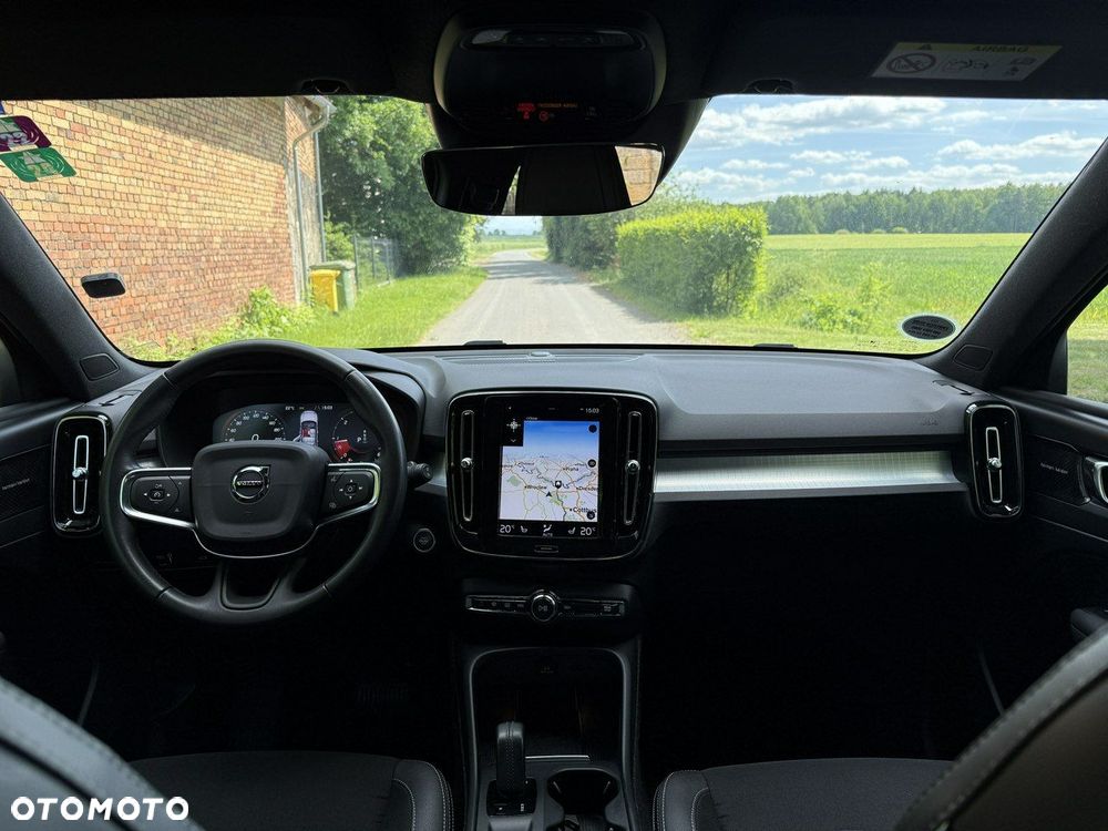 Volvo XC 40 D3 Momentum Pro - 4