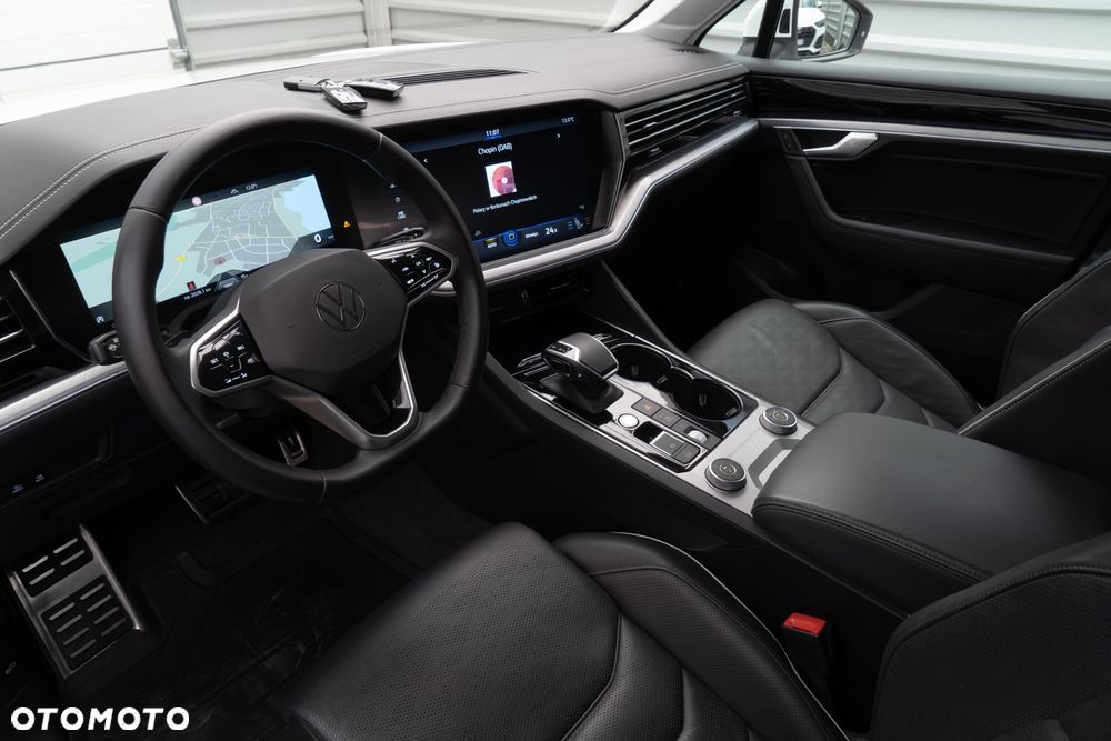 Volkswagen Touareg 3.0 V6 TFSI 4Motion R-Line - 33