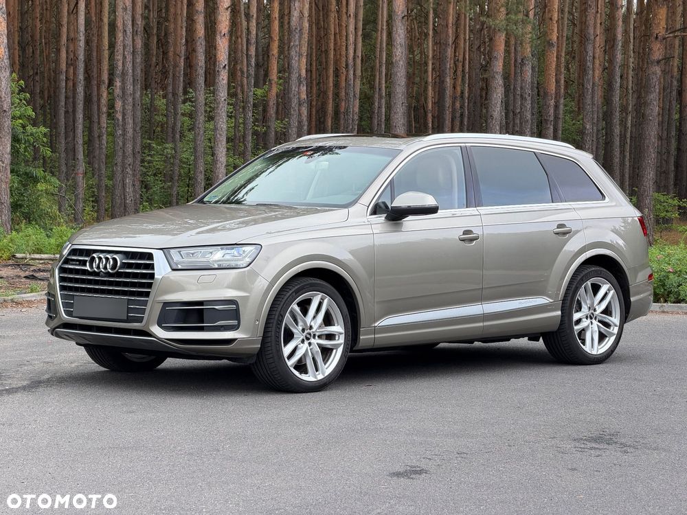 Audi Q7 3.0 TFSI Quattro Tiptronic - 1