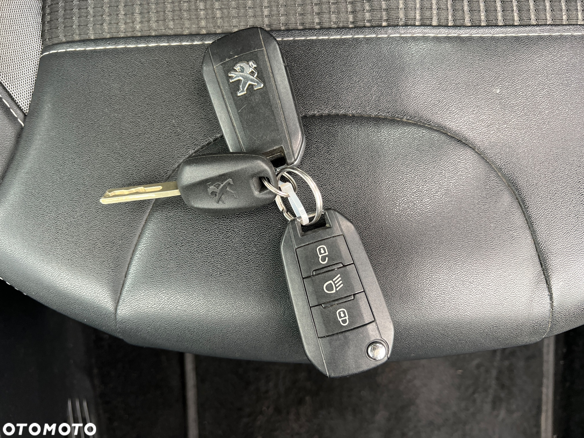 Peugeot 2008 120 VTI Business-Line - 20