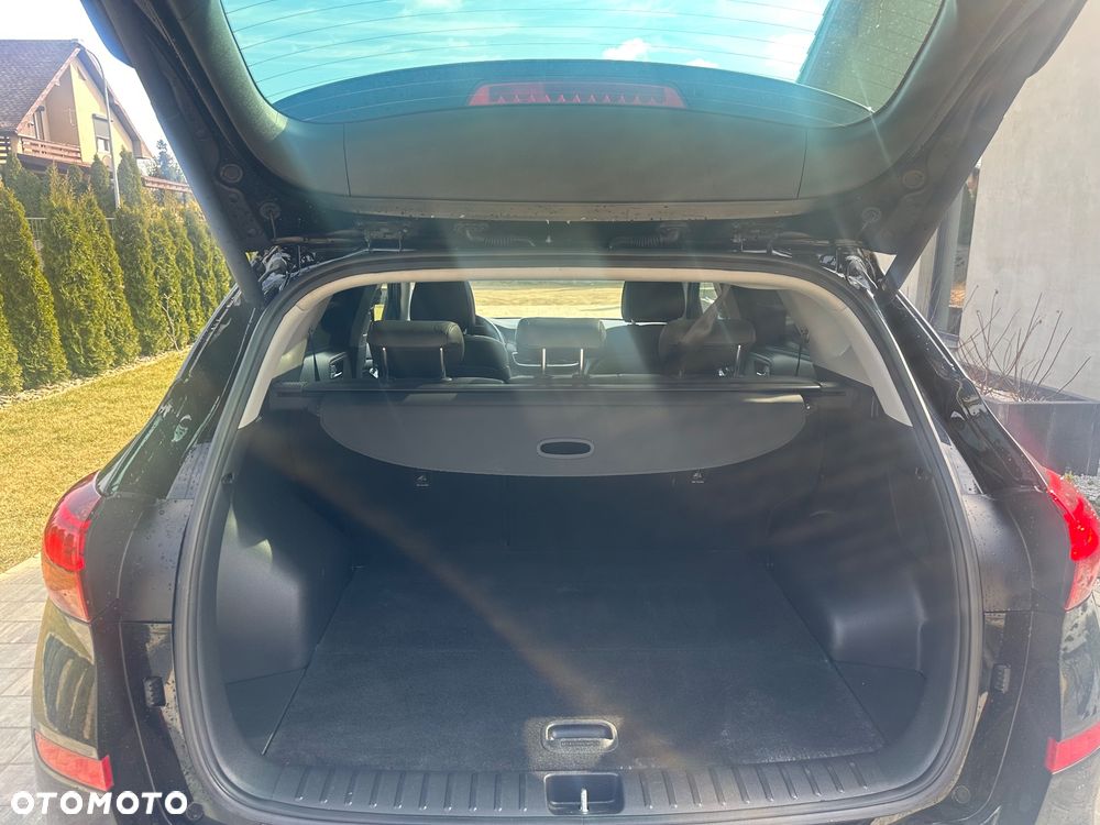 Hyundai Tucson 2.0 CRDi 48V Premium 4WD - 8