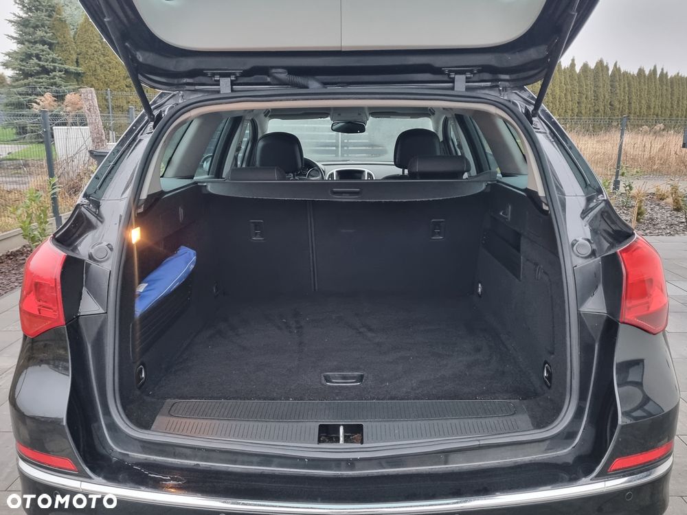 Opel Astra 1.4 Turbo Exklusiv - 21