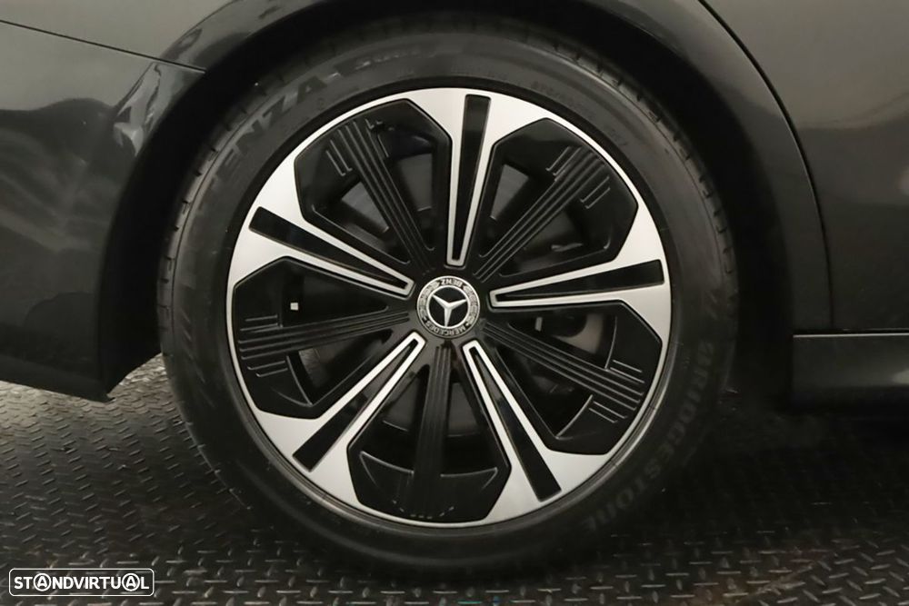 Mercedes-Benz E 300 e Avantgarde - 5
