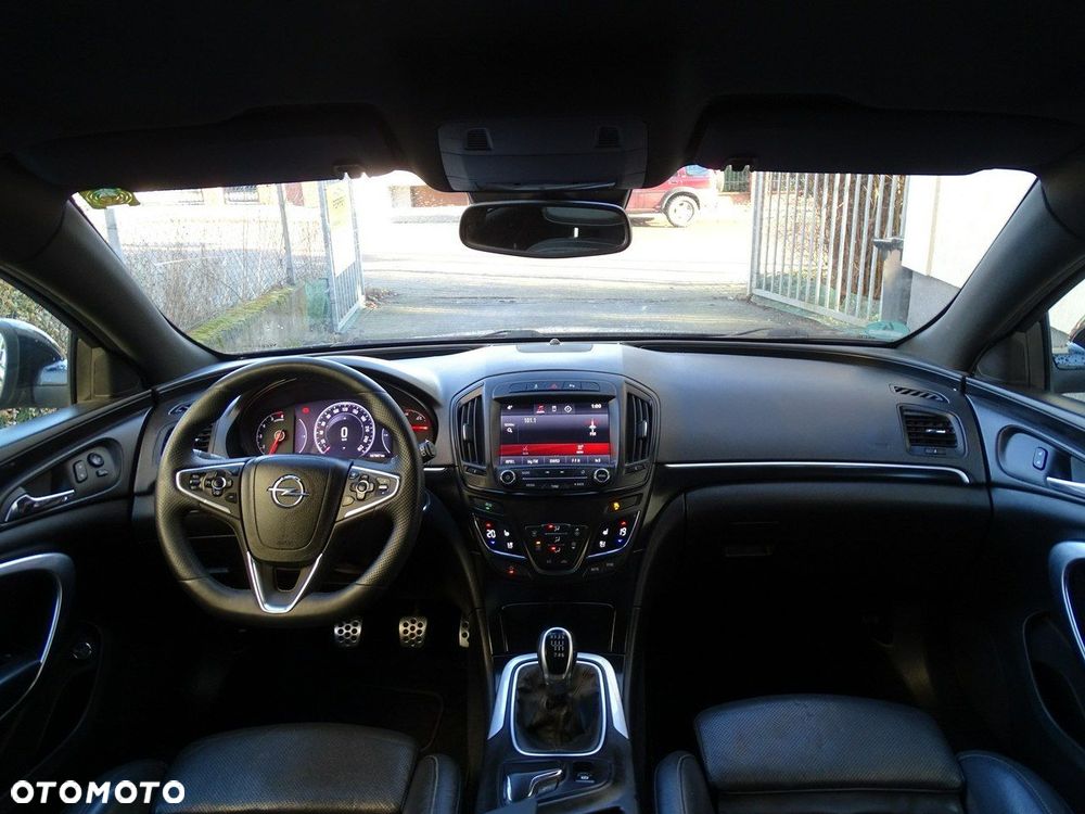 Opel Insignia - 18