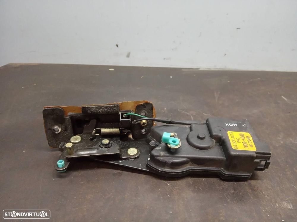 FECHADURA MALA / PORTA TRASEIRA HYUNDAI COUPE 2004 -1800A000 - 4